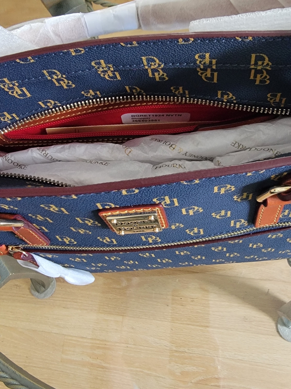 Dooney & Bourke NWT Gretta Navy Shopper Tote - Picture 9 of 12
